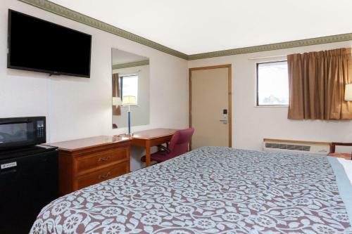 Motel Days Inn By Wyndham Maumee/toledo