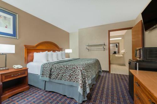 Motel Days Inn By Wyndham Maumee/toledo