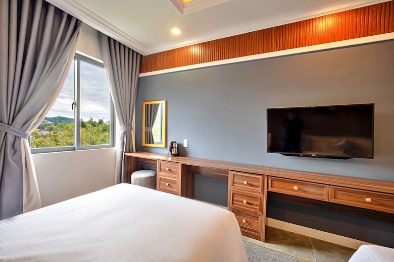 S79 Hotel Happy 88 Tran Hung Dao Street