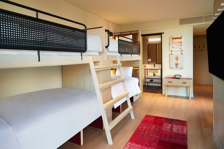 Hotel Moxy Seoul Myeongdong