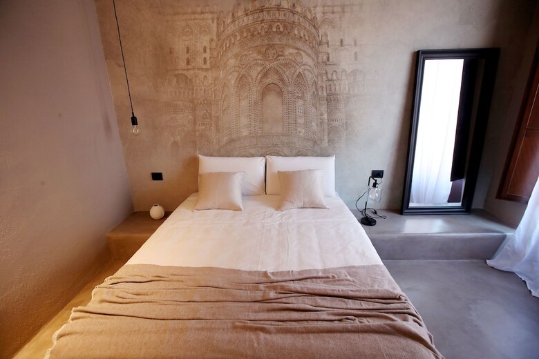 Casa Nostra Luxury Suites