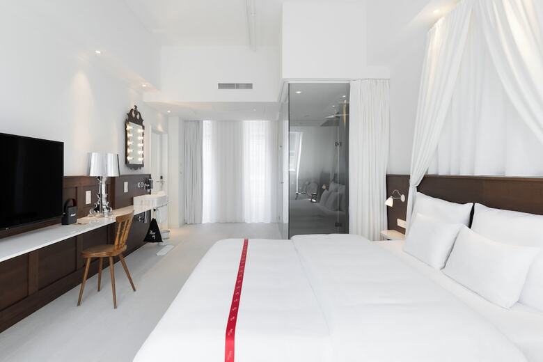Ruby Rosi Hotel Munich