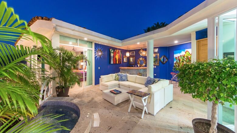 Casa Yvonneka, Private Luxury Villa