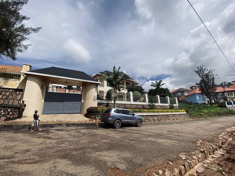 Bed & Breakfast Affordable Homes Kigali