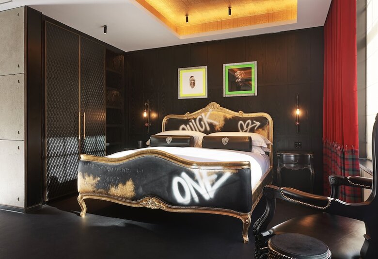Hotel Chateau Denmark London