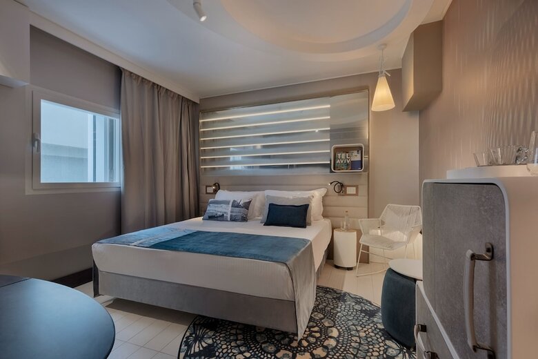 Hotel Port Tower By Isrotel Design