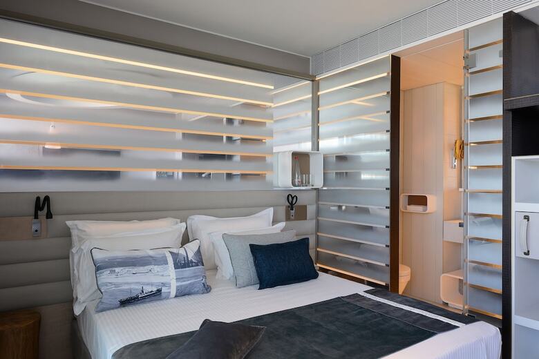 Hotel Port Tower By Isrotel Design