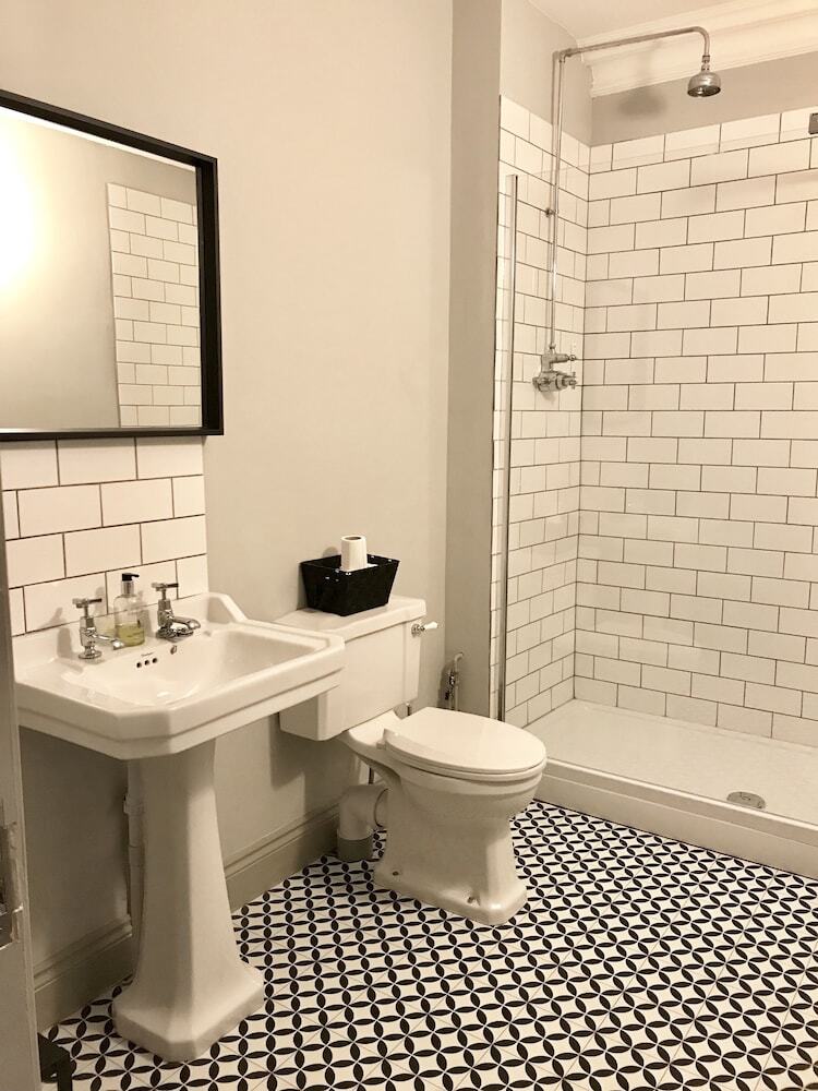 Historic Two Bed Apartment In The City Centre