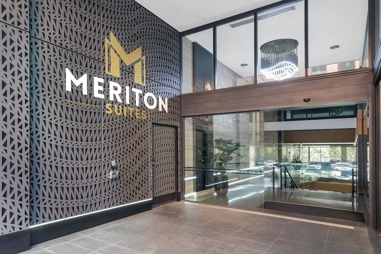 Aparthotel Meriton Suites North Sydney