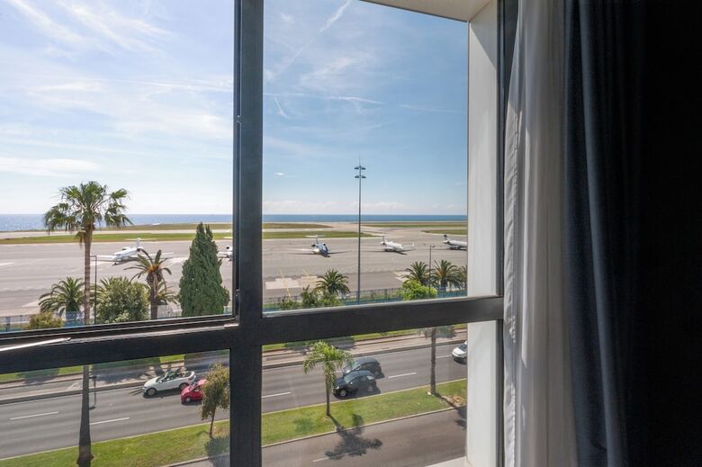 Nemea Appart`hotel Riviera Nice Aeroport