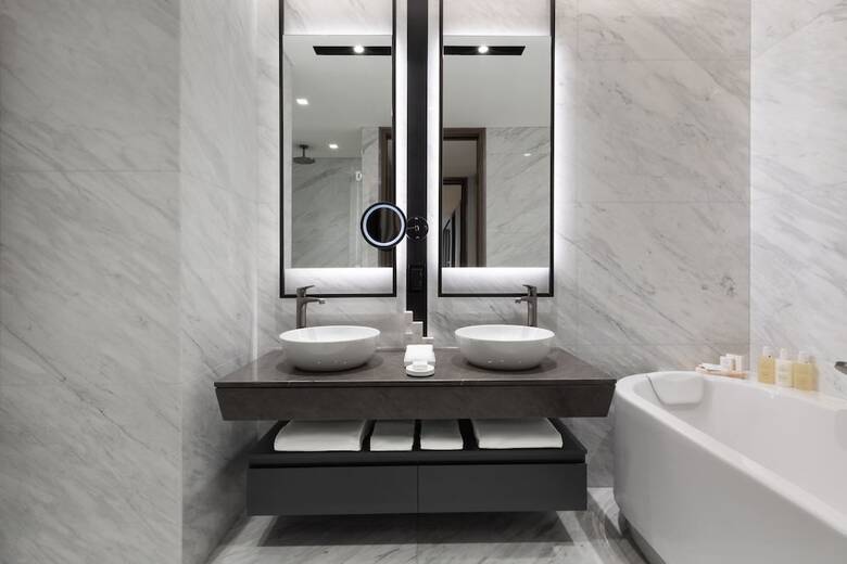 Jw Marriott Hotel Istanbul Marmara Sea