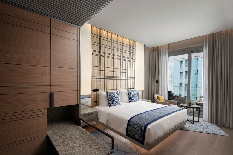 Jw Marriott Hotel Istanbul Marmara Sea