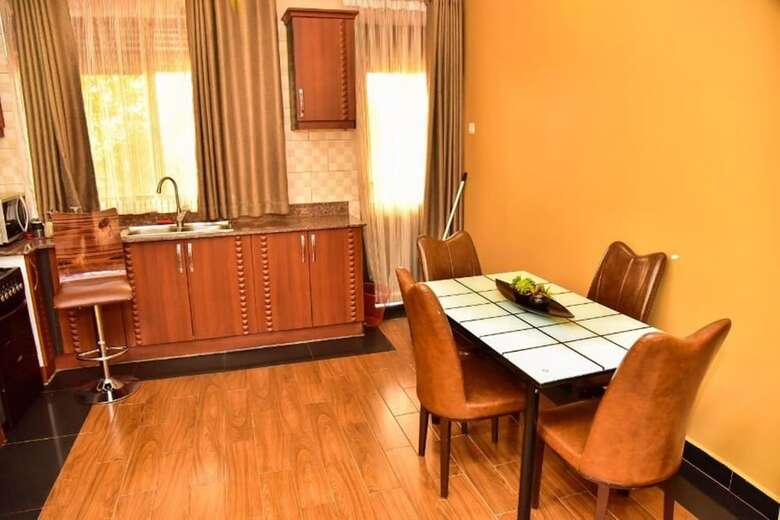 Aparthotel Four Vins Hotel & Apartments