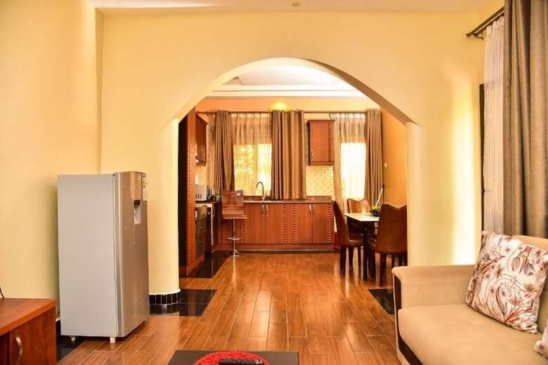 Aparthotel Four Vins Hotel & Apartments