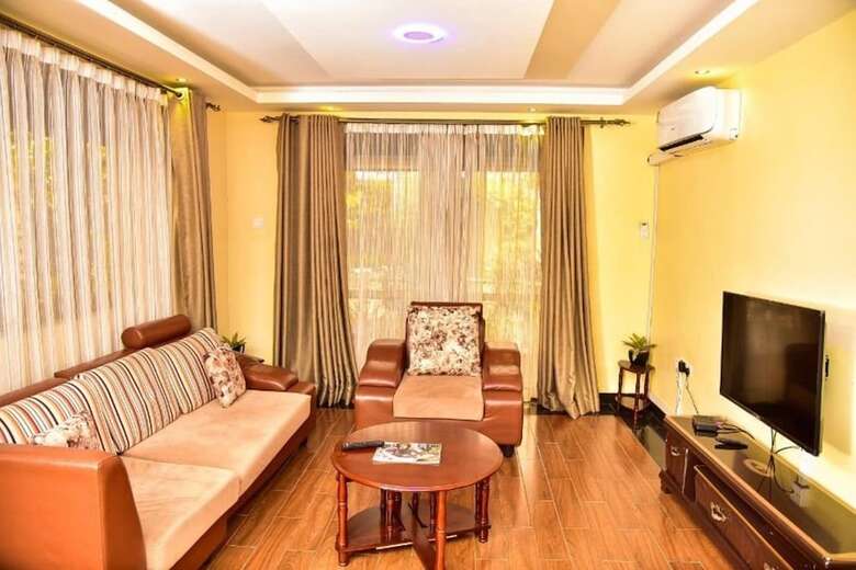 Aparthotel Four Vins Hotel & Apartments