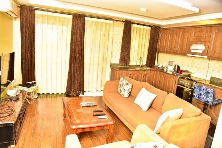 Aparthotel Four Vins Hotel & Apartments