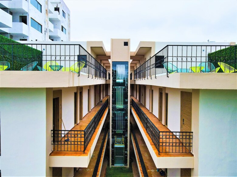 Hotel Plaza By Kavia