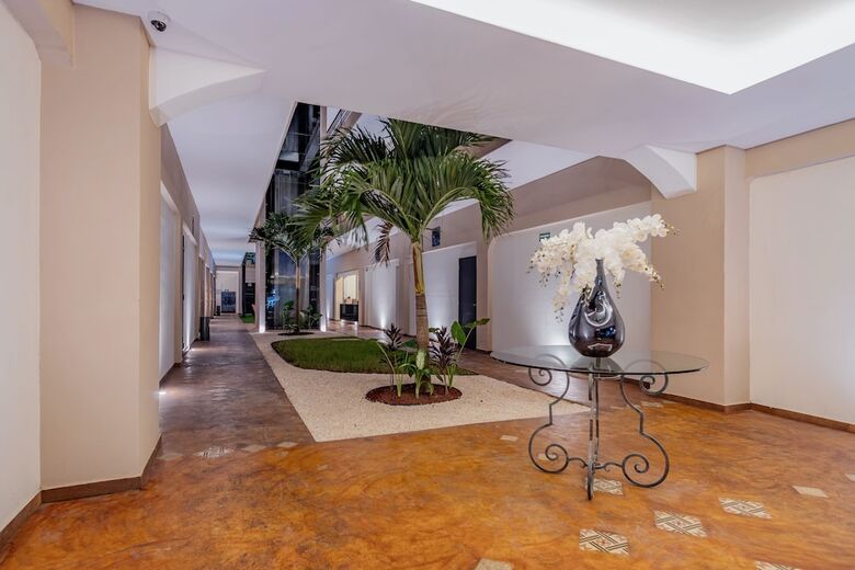 Hotel Plaza By Kavia