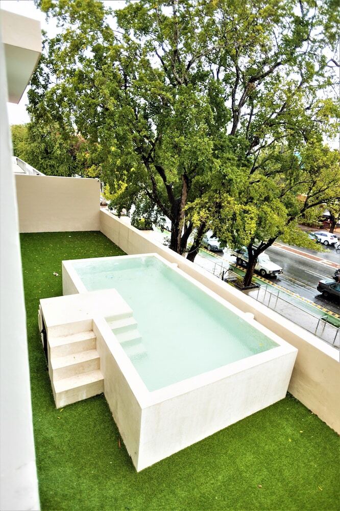 Hotel Plaza By Kavia