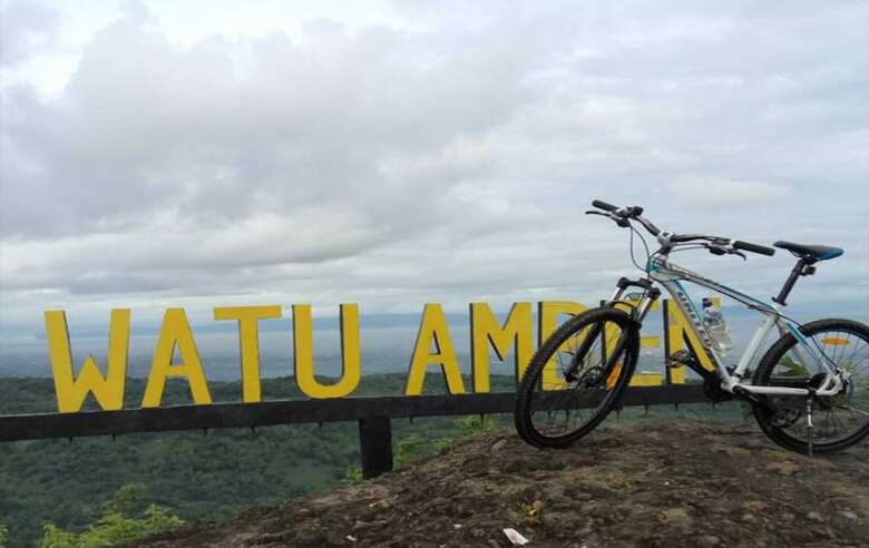 Bed & Breakfast Camping Ground Watu Amben