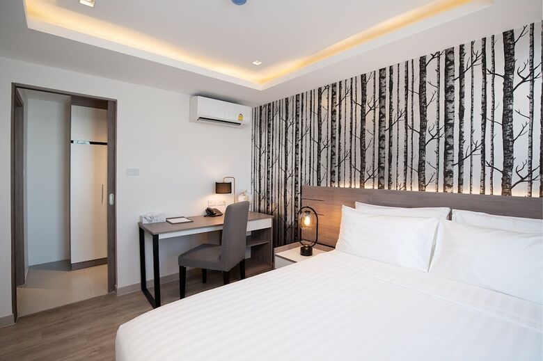 Orion Hotel & Residence