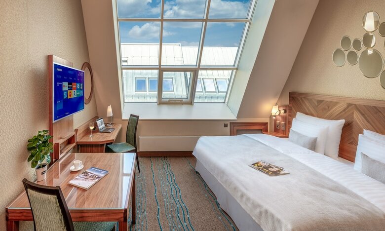 Aparthotel Crown Palace Apartments By Adrez