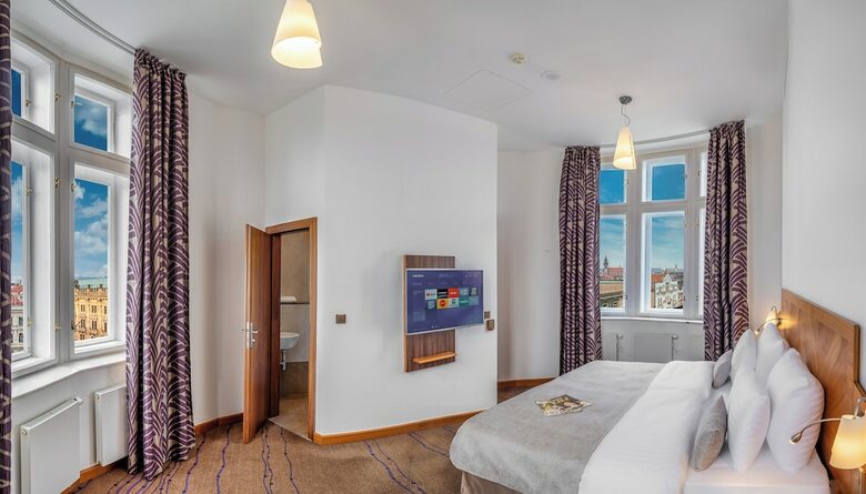 Aparthotel Crown Palace Apartments By Adrez
