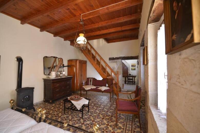 Hotel Troullos Traditional Houses