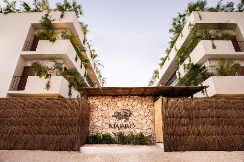 Hotel Majaro Apartments