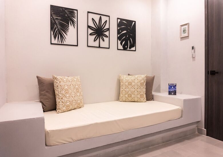 Apartamentos The Garden Suites