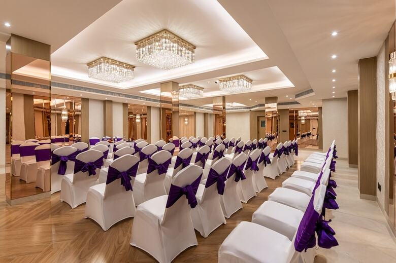 Hotel Lords Eco Inn Dehradun