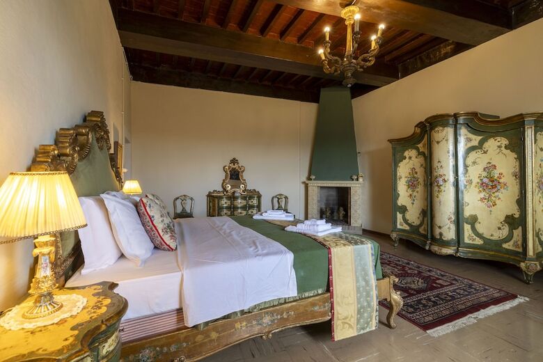 Castello Di Sovicille- Residenza D'epoca