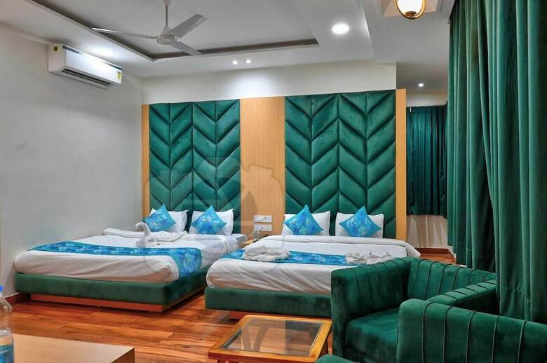 Hotel Regalia Grand By Delight Stay
