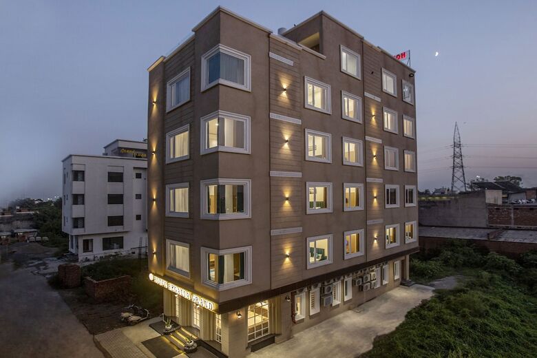 Hotel Regalia Grand By Delight Stay