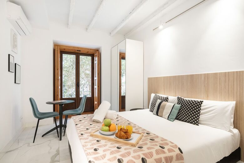 Aparthotel Dobo Madrid Luna