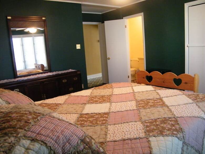 Hotel 1000 Island Condo Getaway