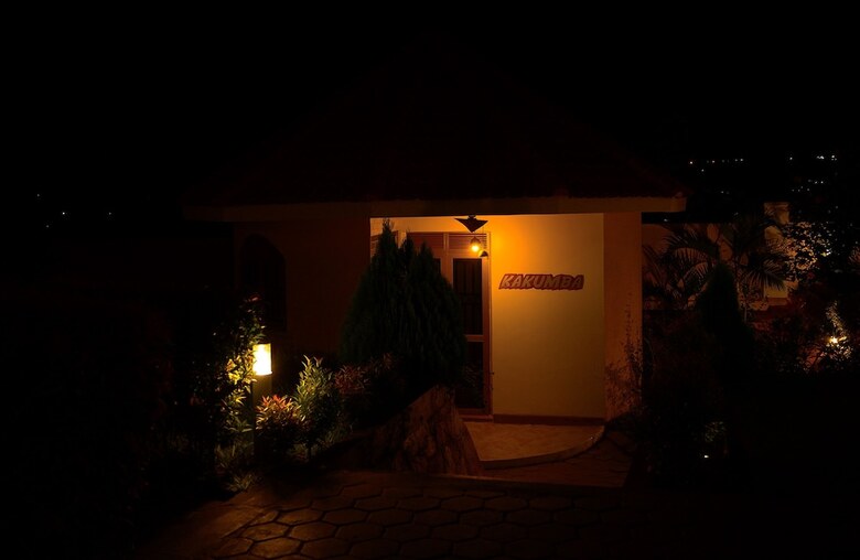 Hotel Croylandz Cottages