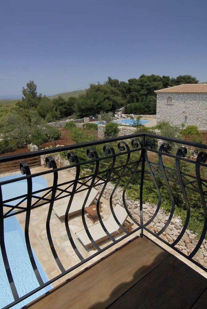 Aresti Mountain Resort