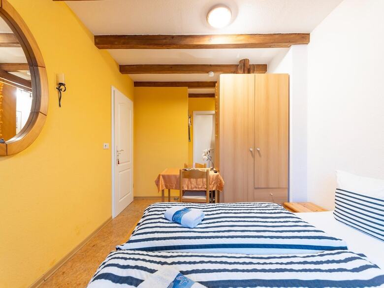 Wohnung In Grundshagen Mit Gartensitzplatz