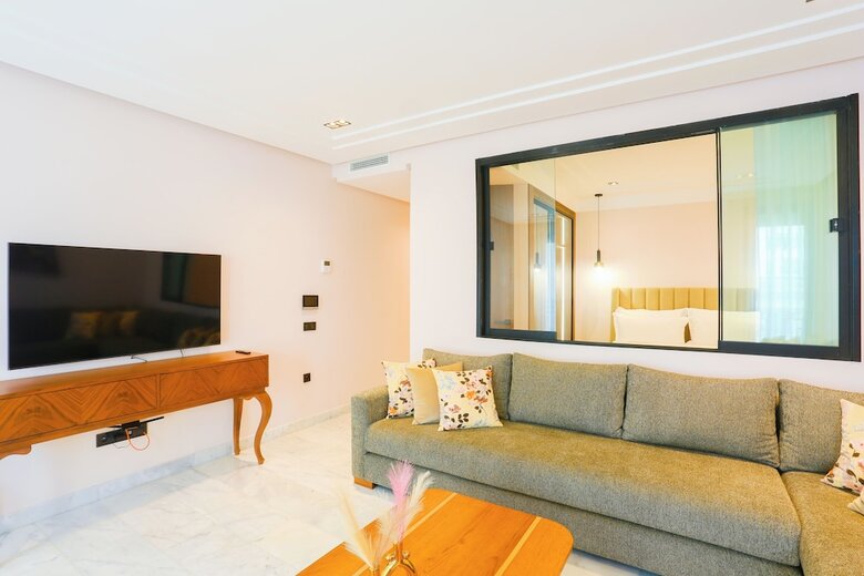 Aparthotel Les Joyeux Luxury Suites & Appart