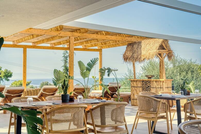 Hotel Myzith Luxury Suites