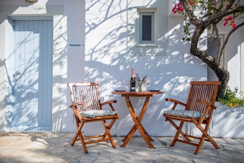 Hotel Costa Avithos