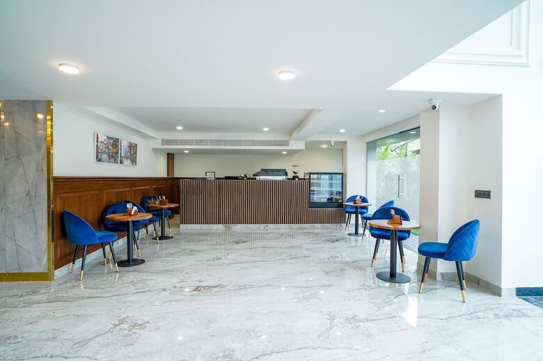 Hotel Saltstayz Select - Golf Course Road & Sector 57