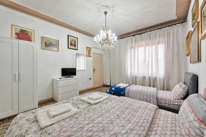 Downtown Railway Station Venice Mestre