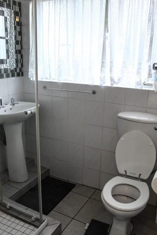 Semeni Asante Guesthouse