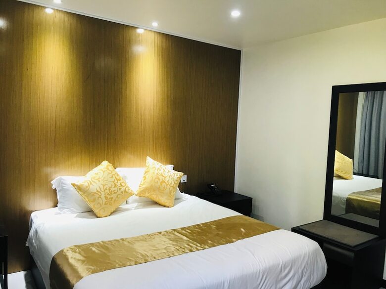 Tauese Seaview Hotel