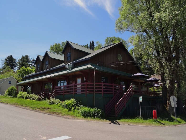 Posada Auberge Micro-brasserie Le Baril Roulant