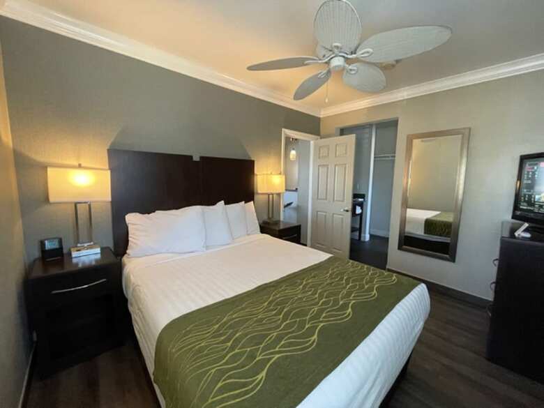 Motel Hi View Inn & Suites