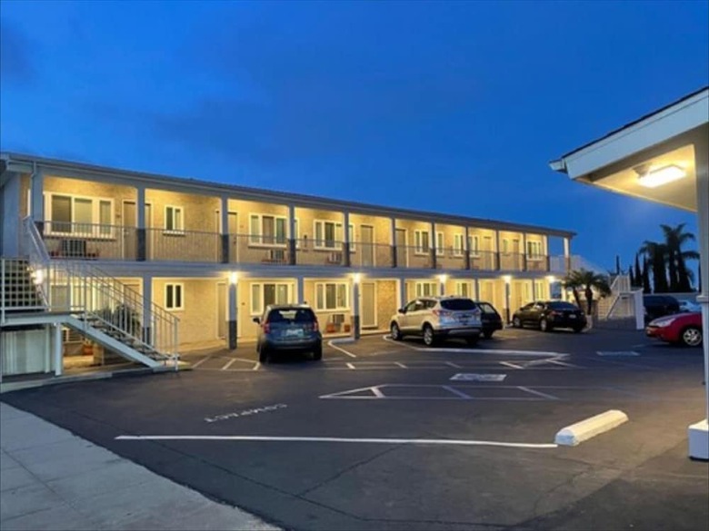 Motel Hi View Inn & Suites