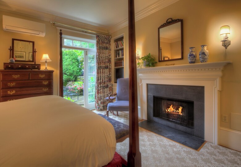 Bed & Breakfast Francis Malbone House Inn